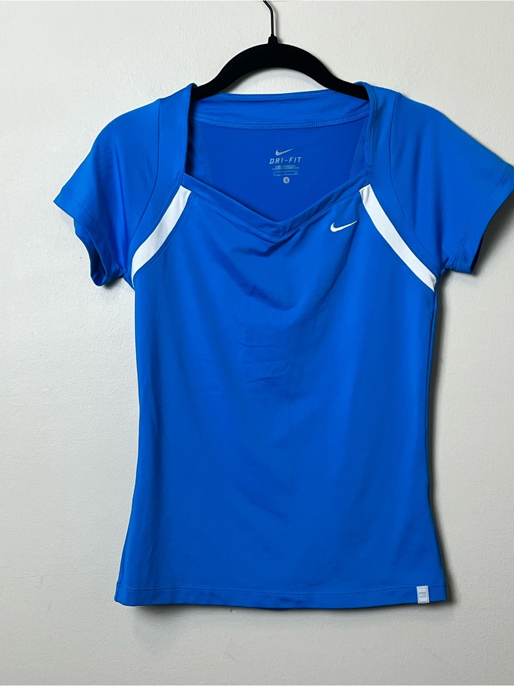Nike Dri-FIT Women's Blue Short Sleeve and Skirt Set Small